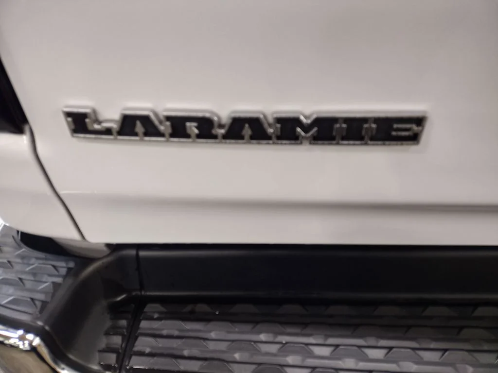 Used 2022 White Ram Laramie image 17