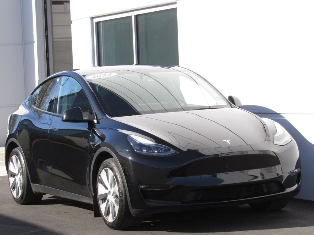 Used 2024 Tesla Model Y Long Range with VIN 7SAYGAEEXRF988981 for sale in Bellingham, WA
