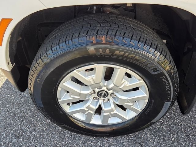 Used 2024 White Nissan SV image 16