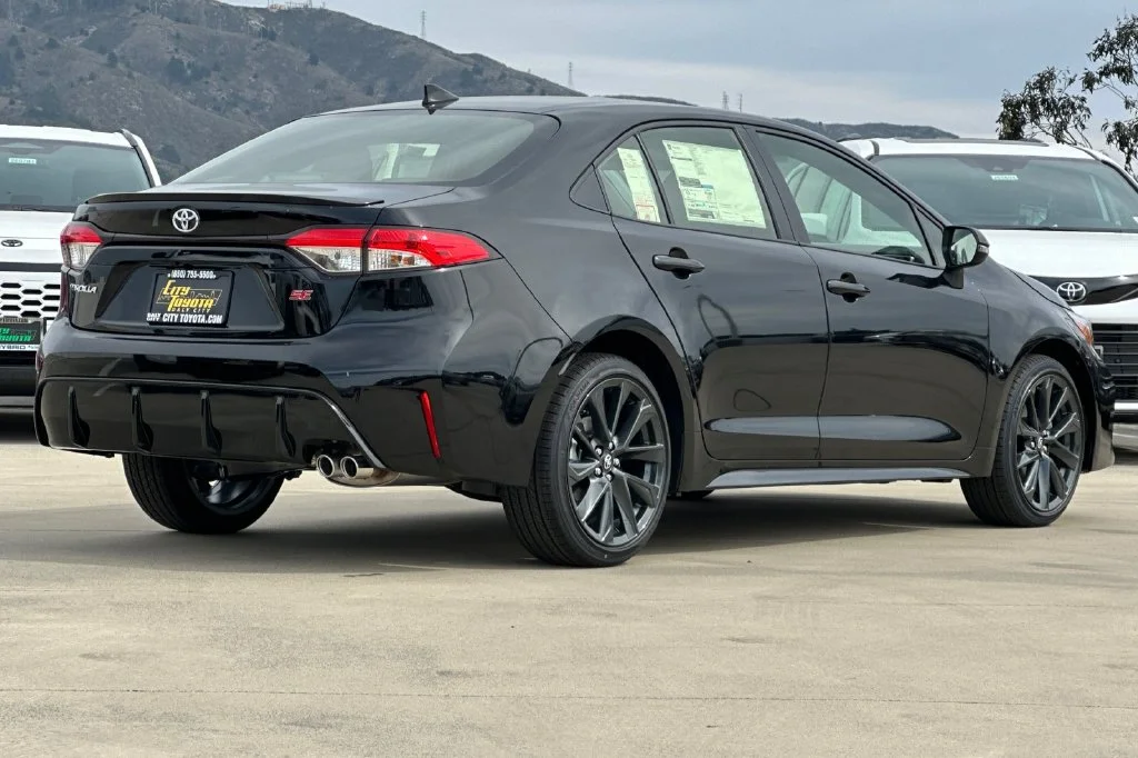 New 2027 Inked Toyota  SE image 4