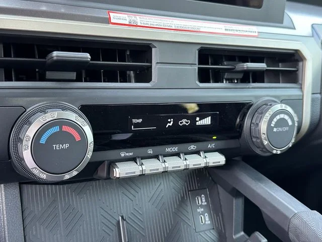 2025 Toyota Tacoma SR5 - Photo 19