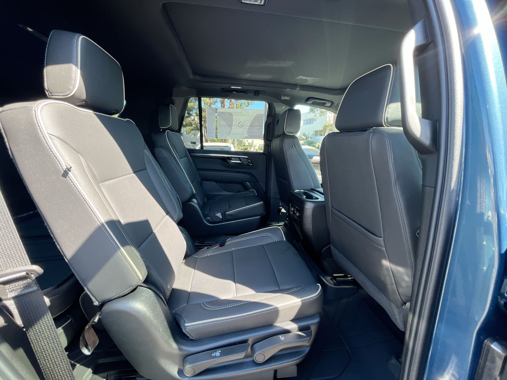 2025 Chevrolet Tahoe Premier - Photo 65