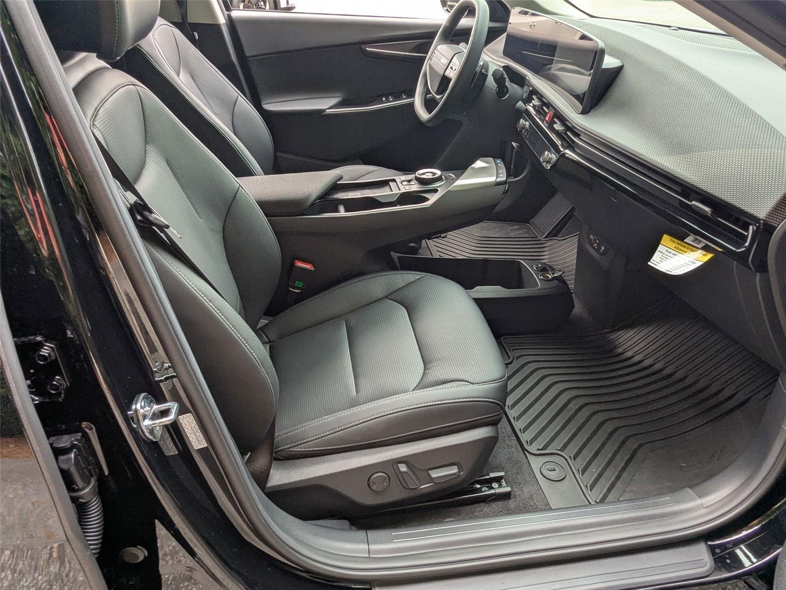 2025 Kia EV6 Wind - Photo 36