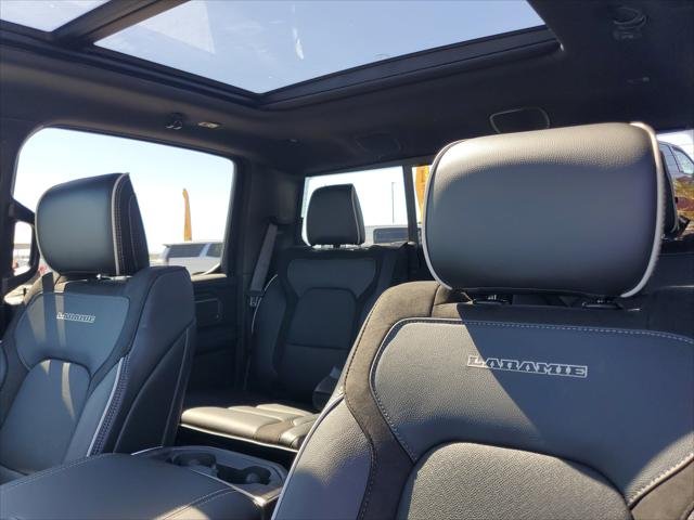 New 2026 Granite Crystal Metallic Clear-Coat Exterior Paint RAM LARAMIE image 38