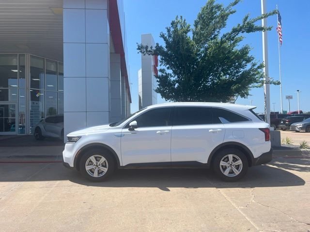 Used 2023 White Kia LX image 2