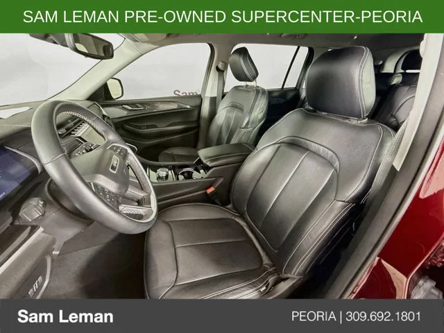Used 2022 Red Jeep Laredo image 20