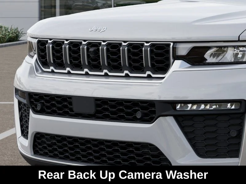 New 2026 Bright White Clear-Coat Exterior Paint Jeep Limited image 12