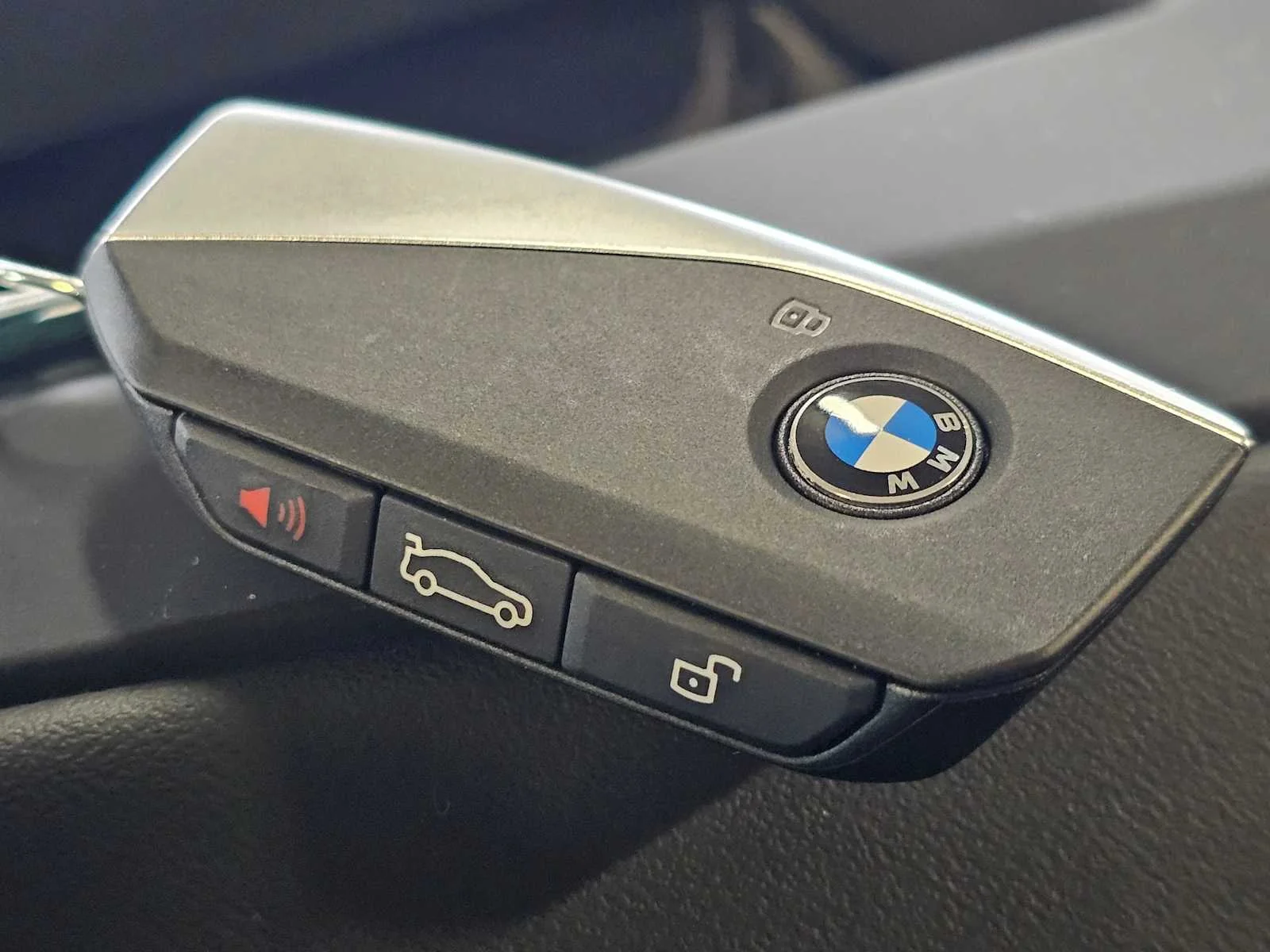 New 2026 Black Sapphire Metallic BMW xDrive50e image 45