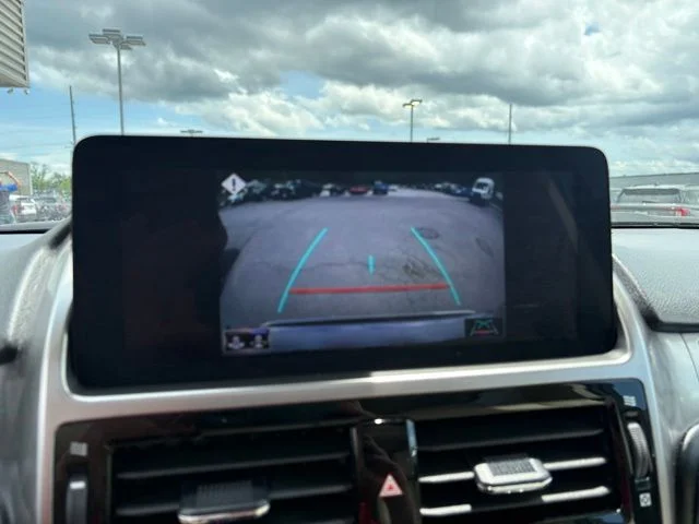 Used 2023 White Lexus 460 image 5