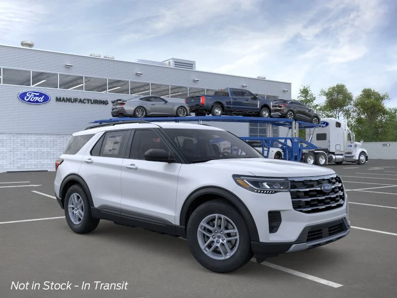 New 2026 Space White Metallic Ford Active image 7