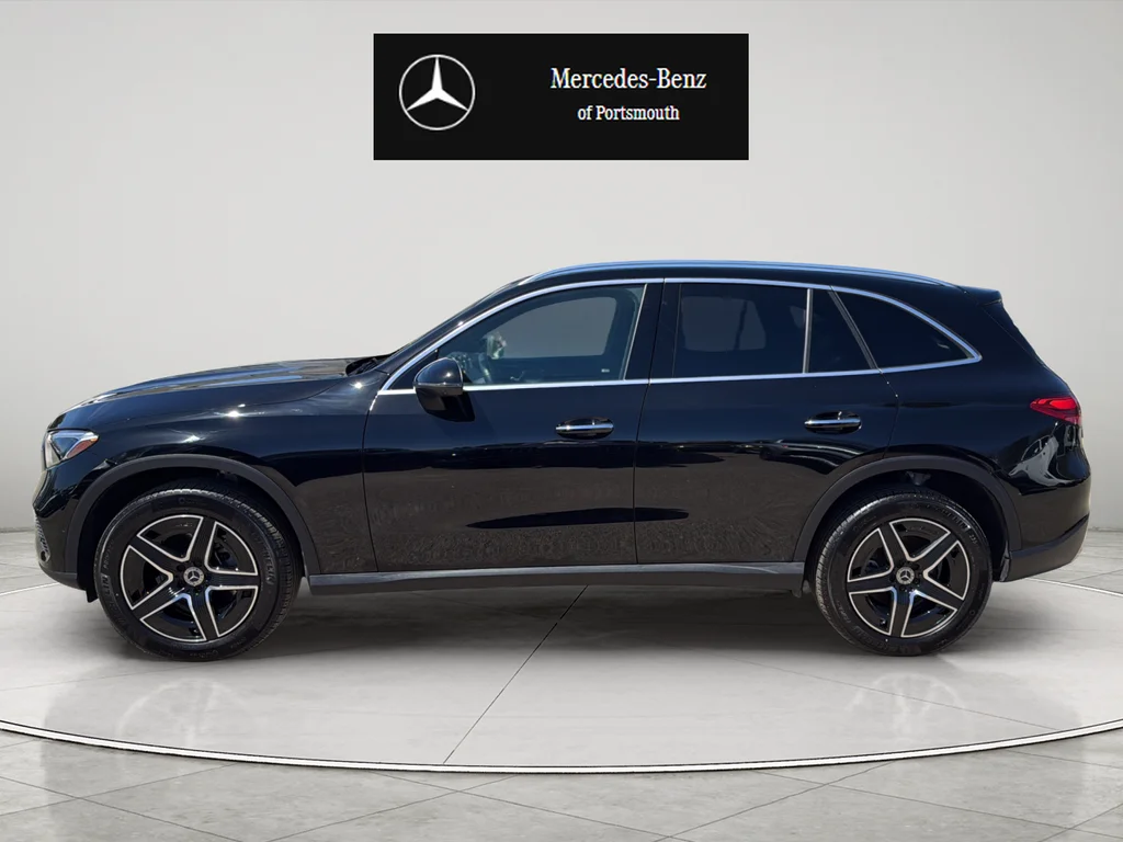 Certified Used 2026 Black Mercedes-Benz GLC 300 image 2