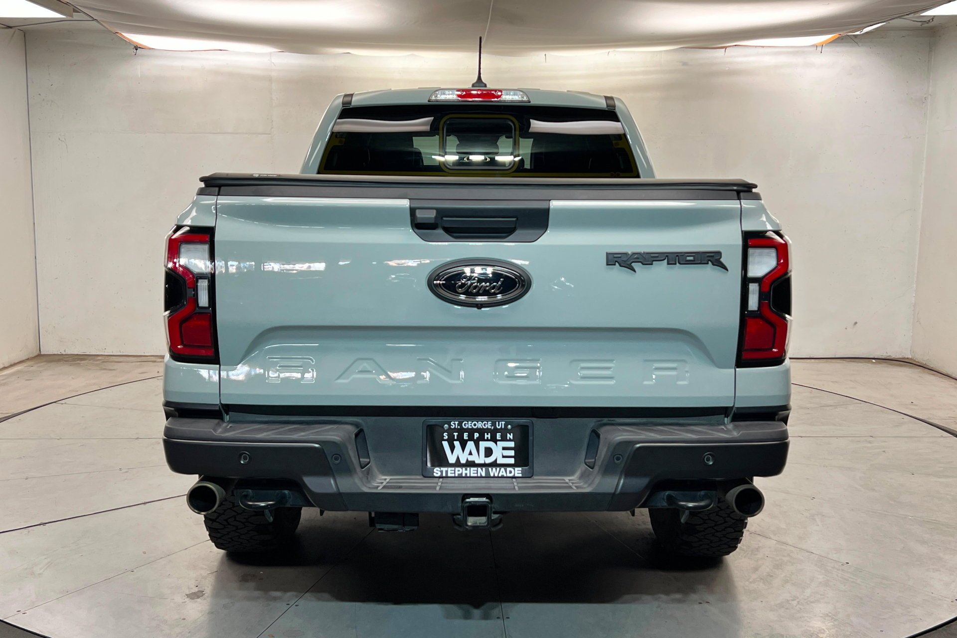 Used 2024 CACTUS GRAY Ford Raptor image 5