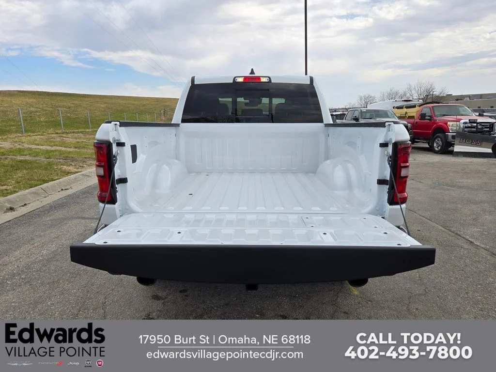 New 2026 Ivory White Tri-Coat Pearl-Coat Exterior Paint RAM Laramie image 30