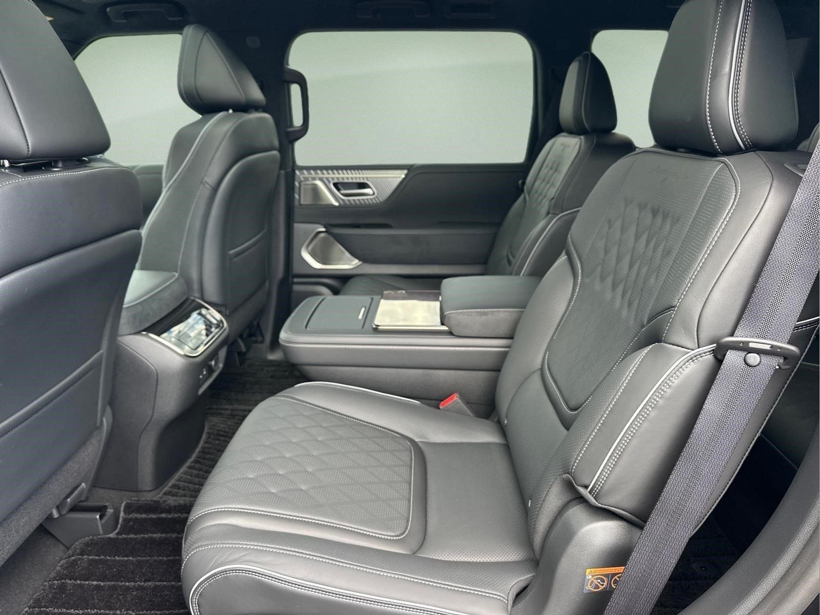 2026 INFINITI QX80 Autograph - Photo 17