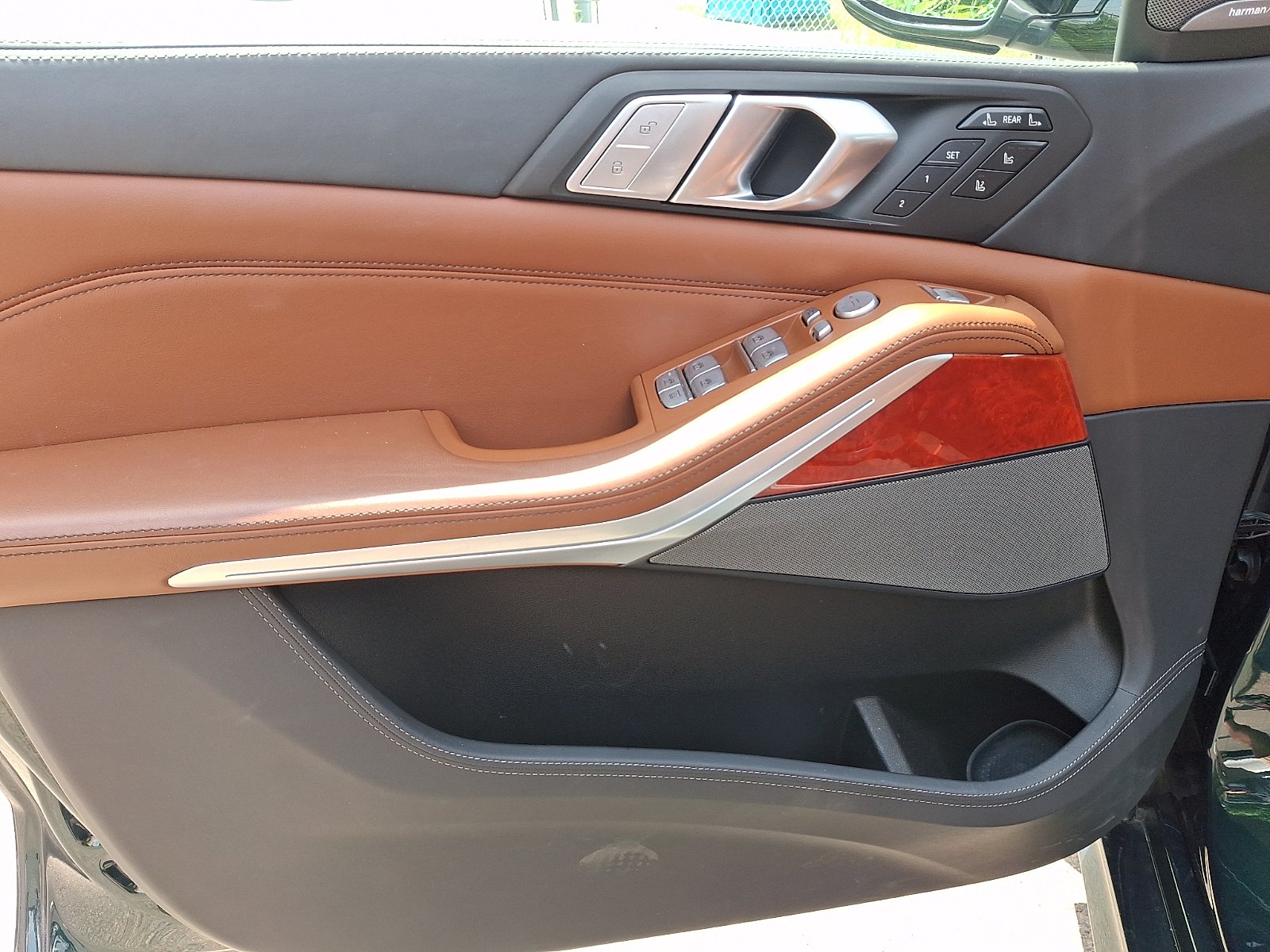Used 2022 ALPINA Green Metallic - ZGA BMW  image 10