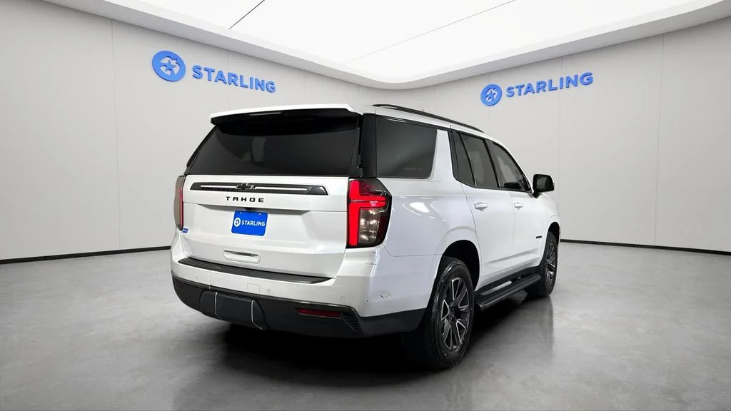 Used 2022 Iridescent Pearl Tricoat Chevrolet Z71 image 8