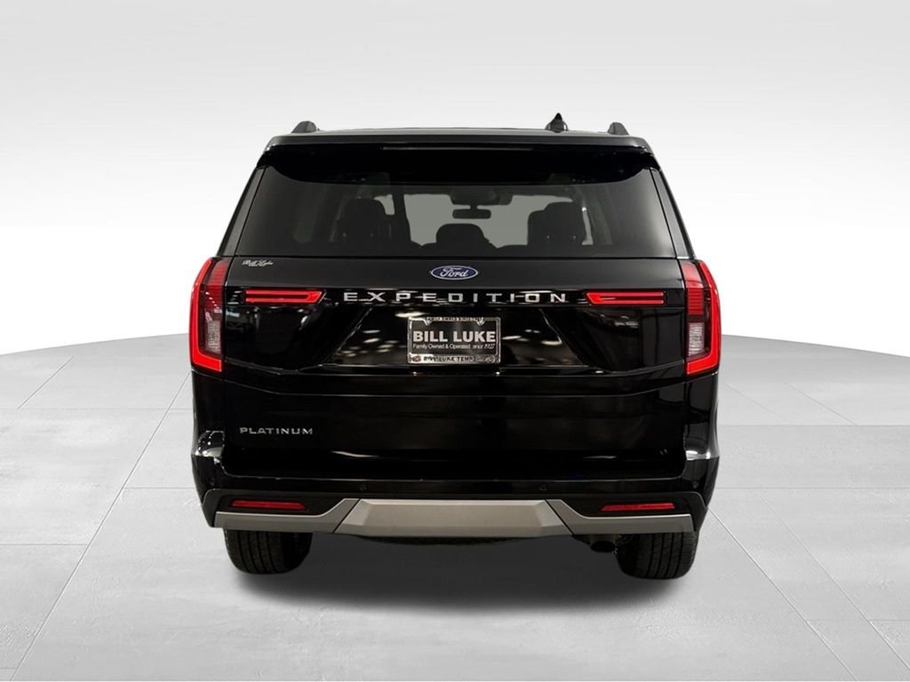Used 2025 Black Metallic Ford Platinum image 8