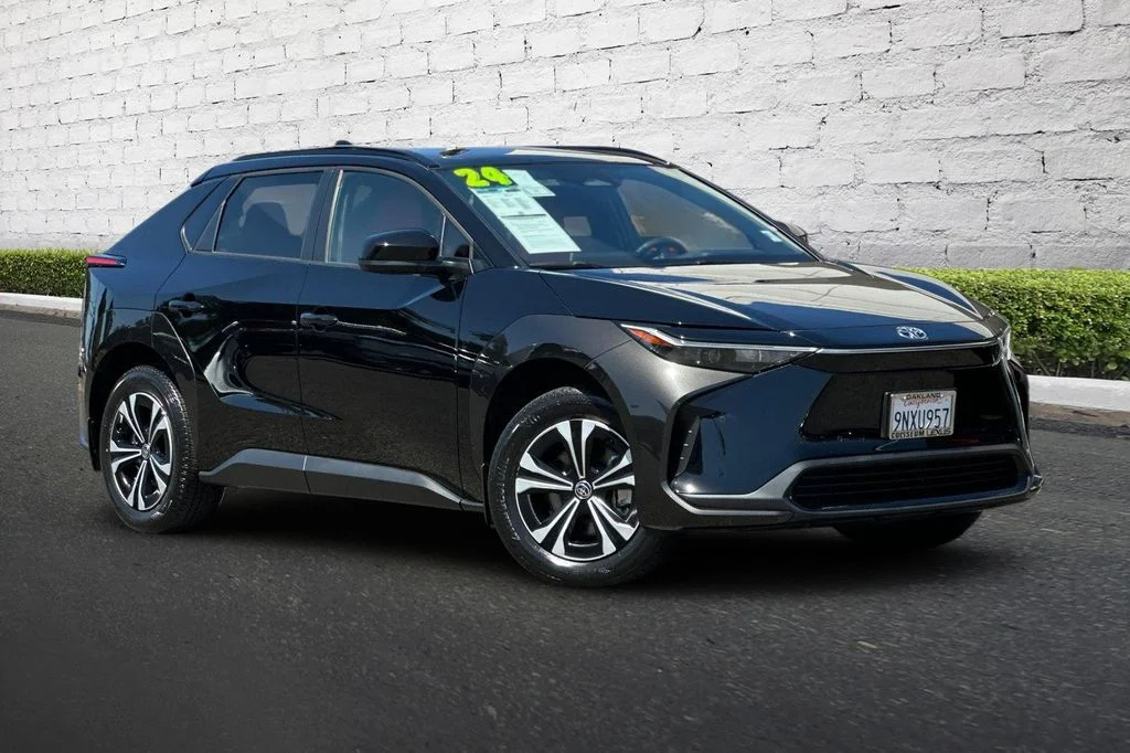 Used 2024 Toyota bZ4X XLE with VIN JTMABACA1RA075077 for sale in Oakland, CA