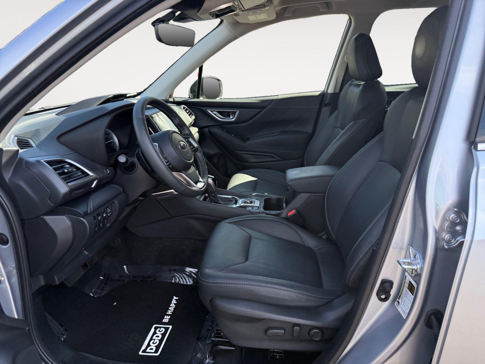 Used 2023 Ice Silver Metallic Subaru Touring image 10