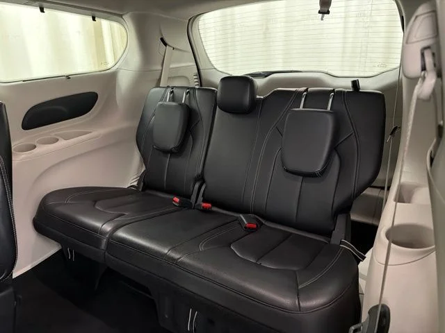 Used 2022 White Chrysler Touring L image 25