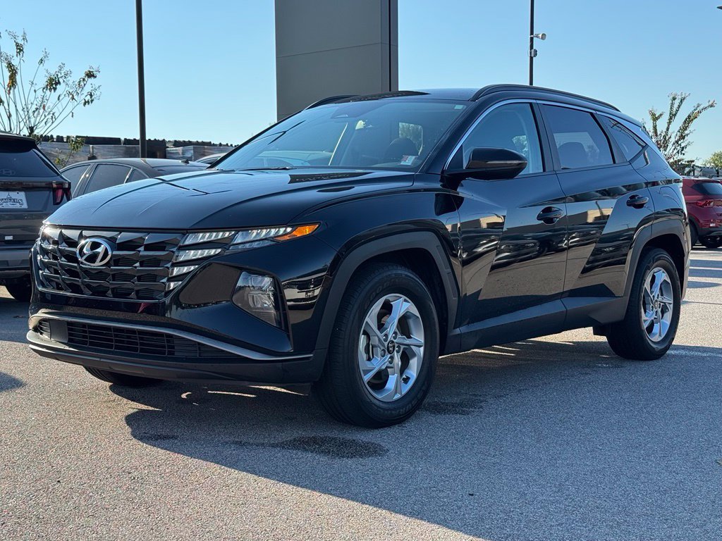 Certified Used 2022 Black Hyundai SEL image 7