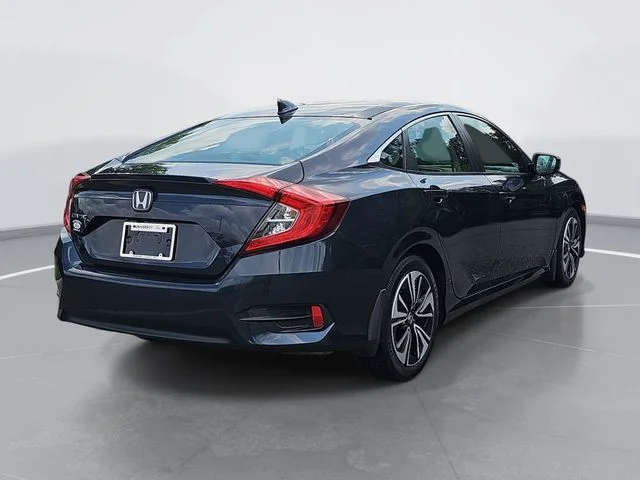 Used 2016  Honda EX-T image 3