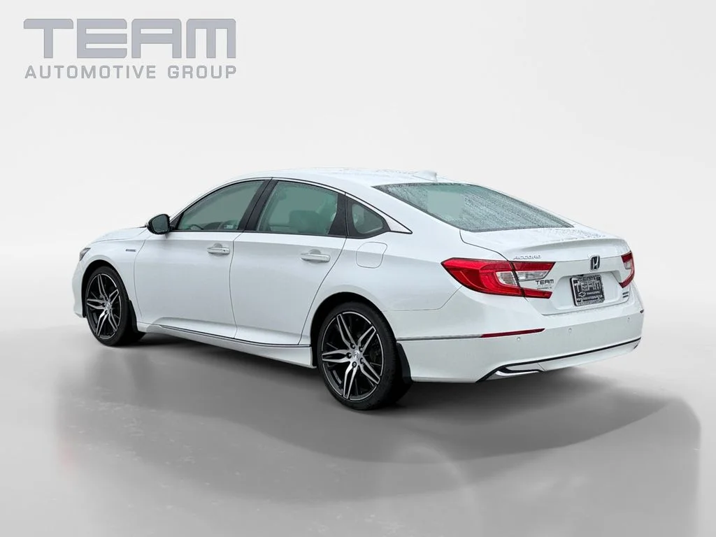 Used 2022 White Honda Touring image 5