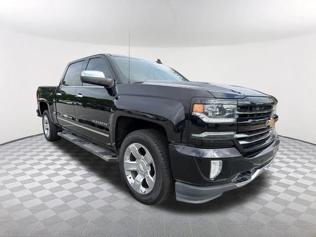 Used 2018 BLACK Chevrolet LTZ image 3