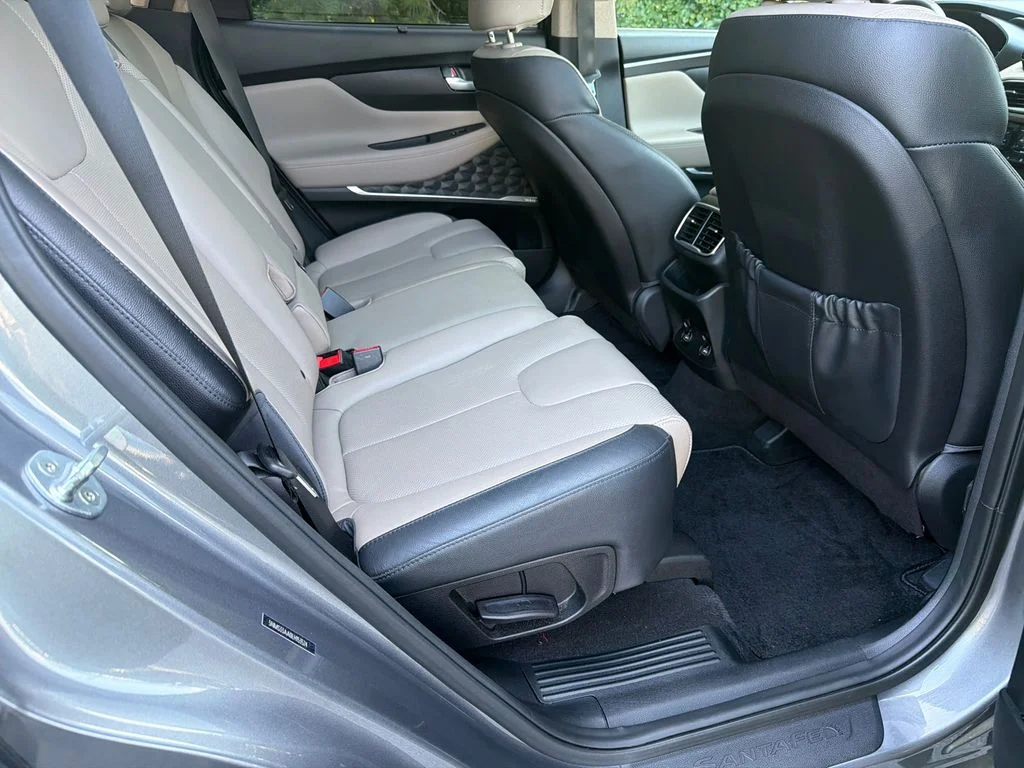 Used 2020 Gray Hyundai SEL image 15