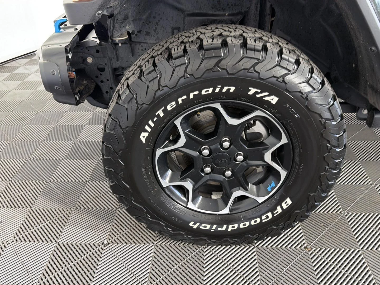 Used 2023 Black Clearcoat Jeep Rubicon image 19
