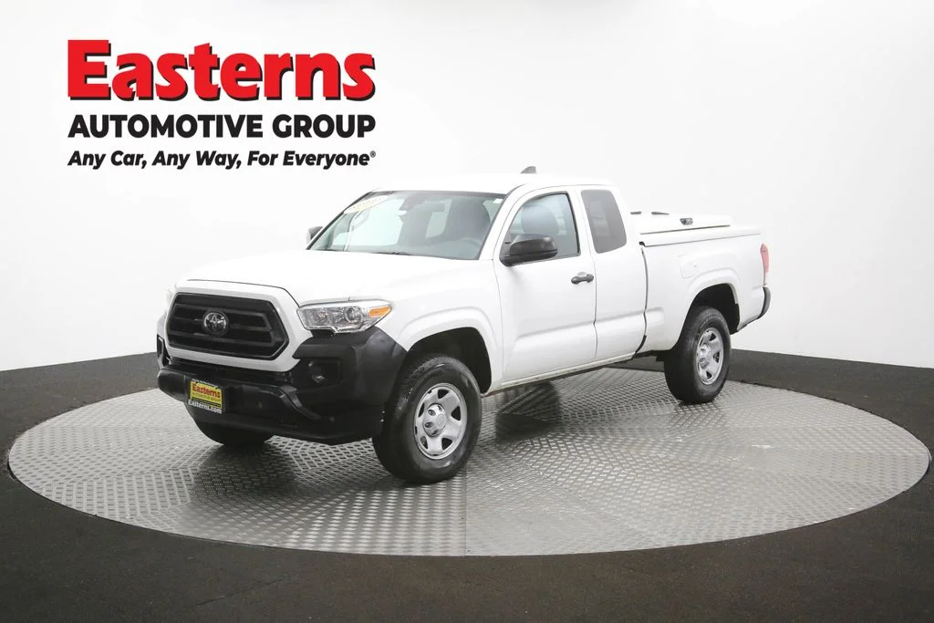 Used 2020 White Toyota SR image 55
