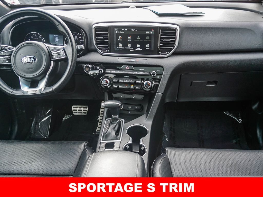 Used 2021 White Kia S image 14
