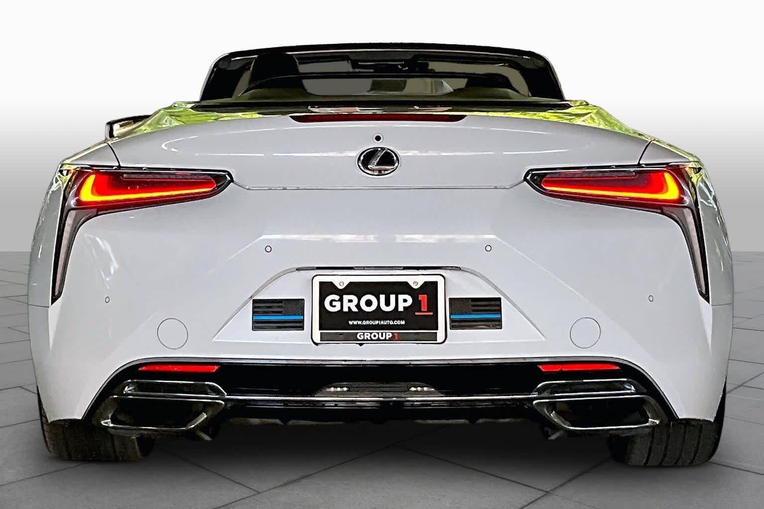 Used 2021 Ultra White Lexus  image 4