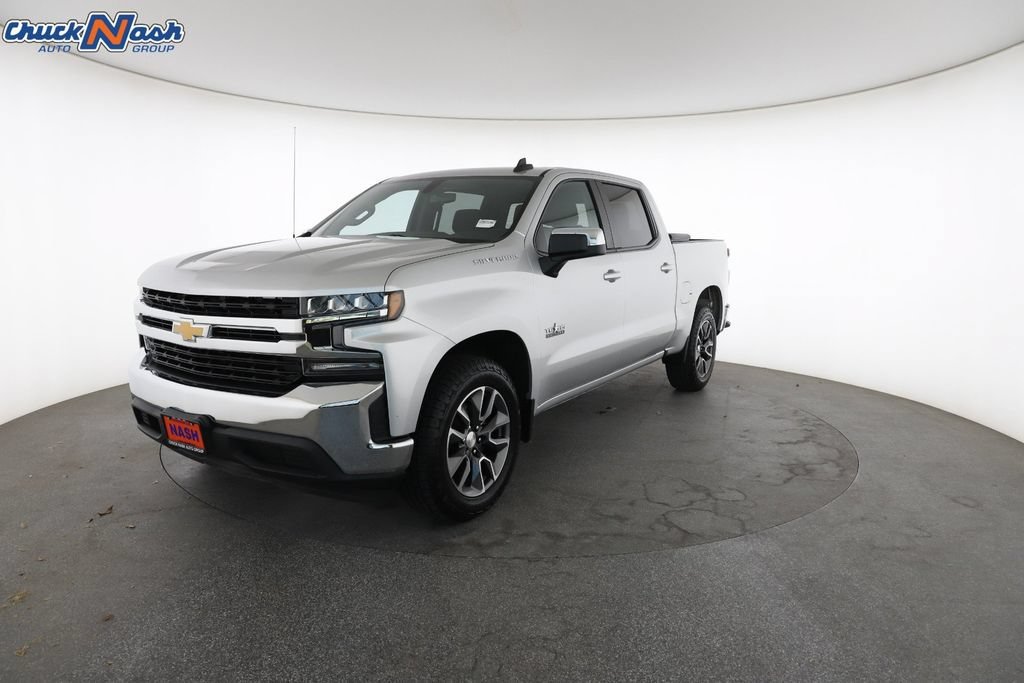 Used 2021 SILVER ICE METALLIC Chevrolet LT image 5