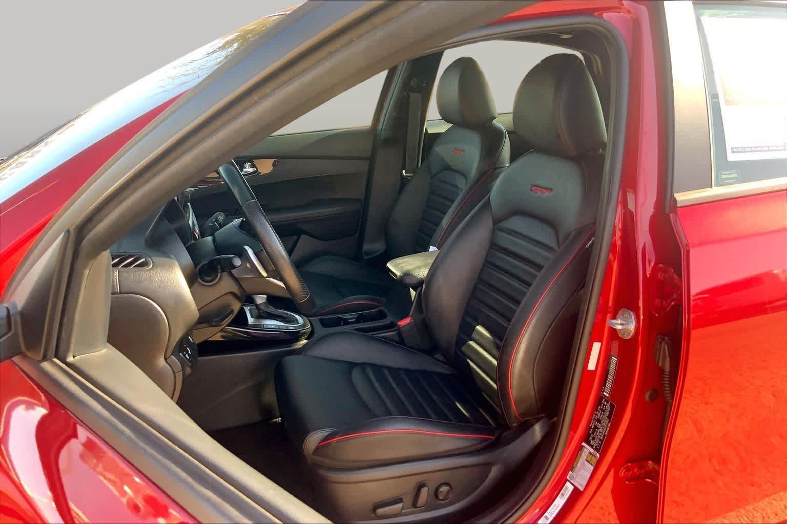 Used 2023 Currant Red Kia GT image 8