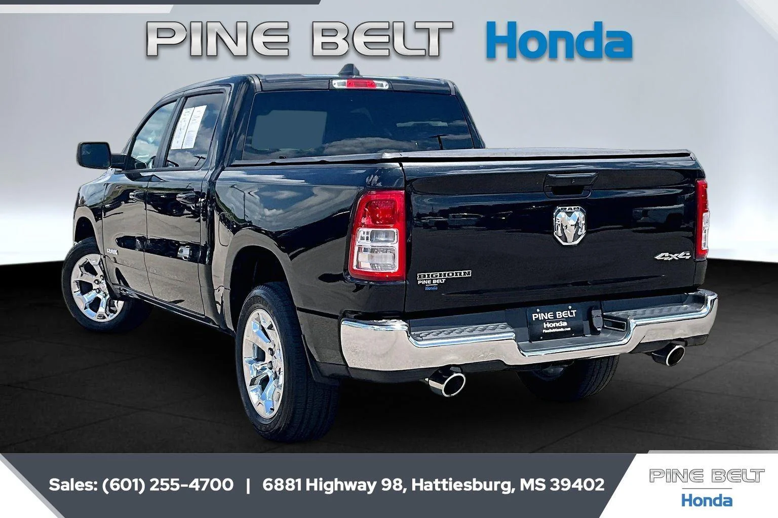 Used 2022 Diamond Black Crystal Pearlcoat Ram Big Horn image 2