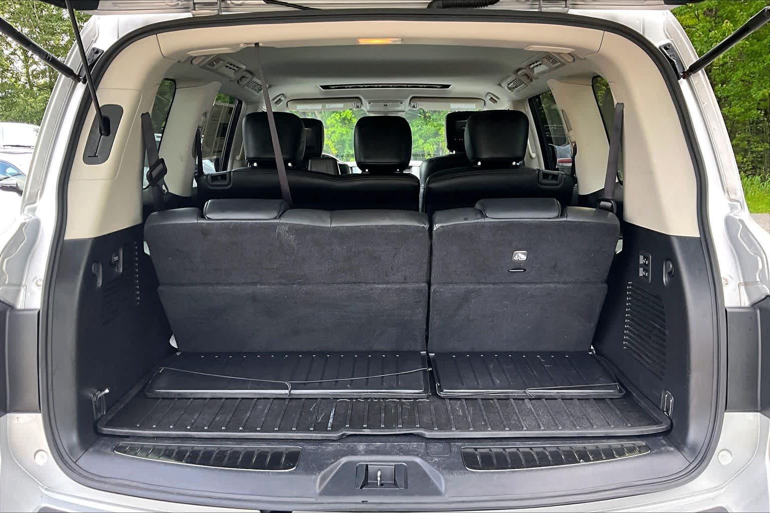 Used 2019 Brilliant Silver Metallic Nissan Platinum image 30