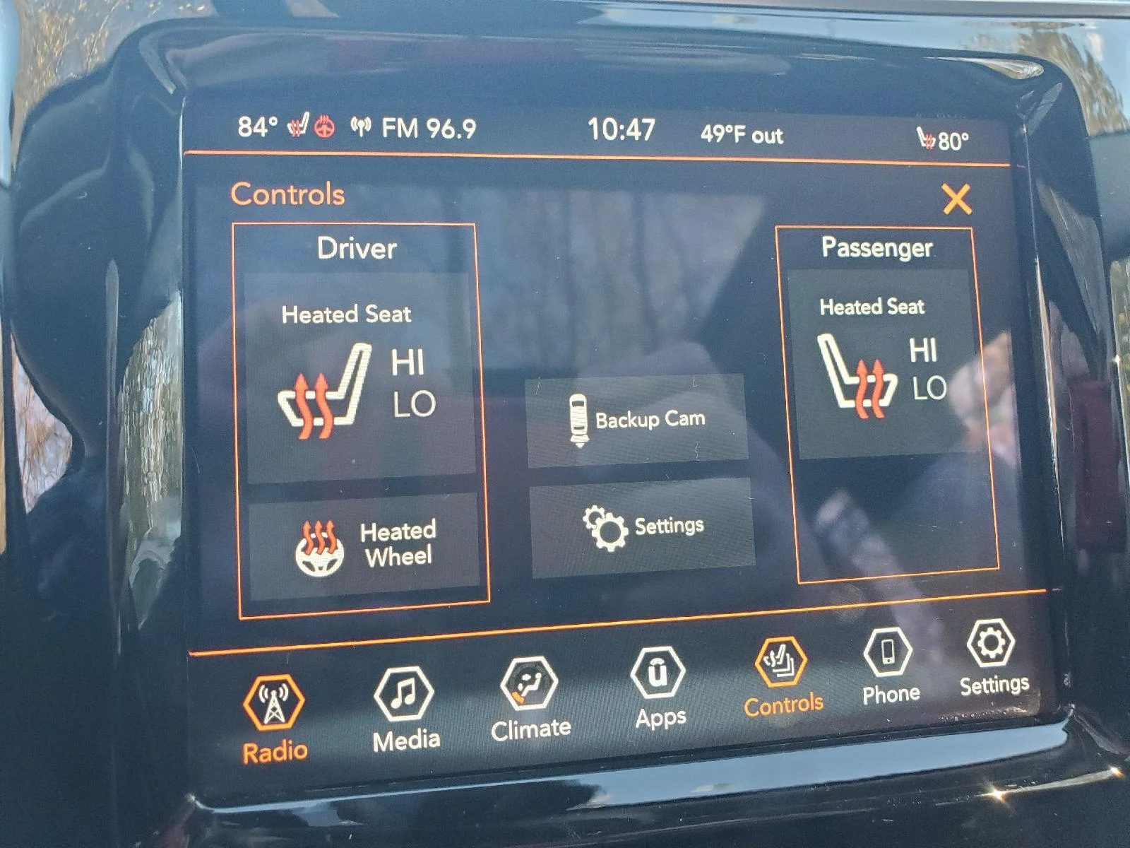 Used 2021 Diamond Black Crystal Pearlcoat Jeep Limited image 14