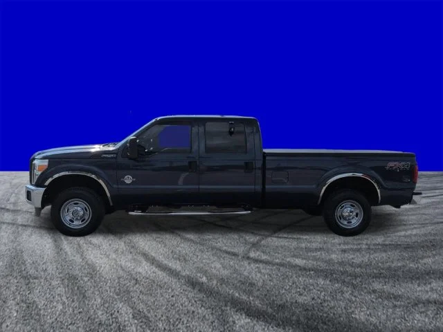 Used 2015 Super Black Ford XL image 7