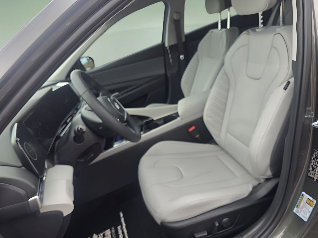 New 2026 Ecotronic Gray Hyundai Limited image 12