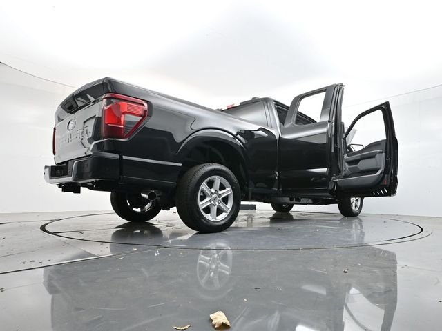 New 2026 Black Ford XLT image 40