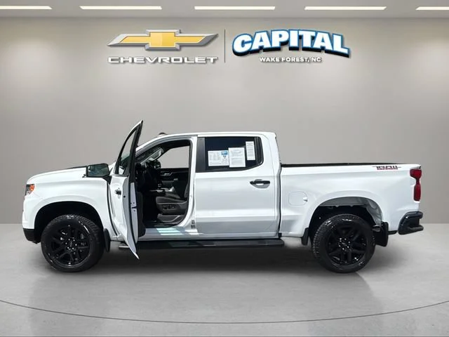 Used 2026 Summit White Chevrolet LT Trail Boss image 9