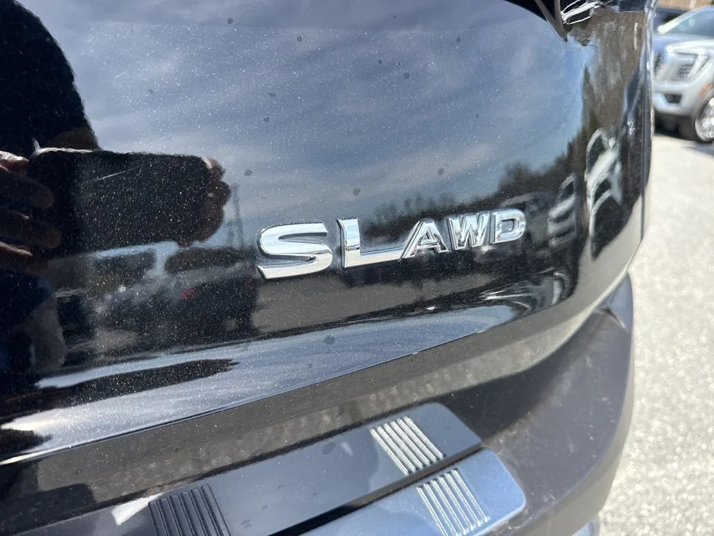 Used 2023 Black Nissan SL image 32