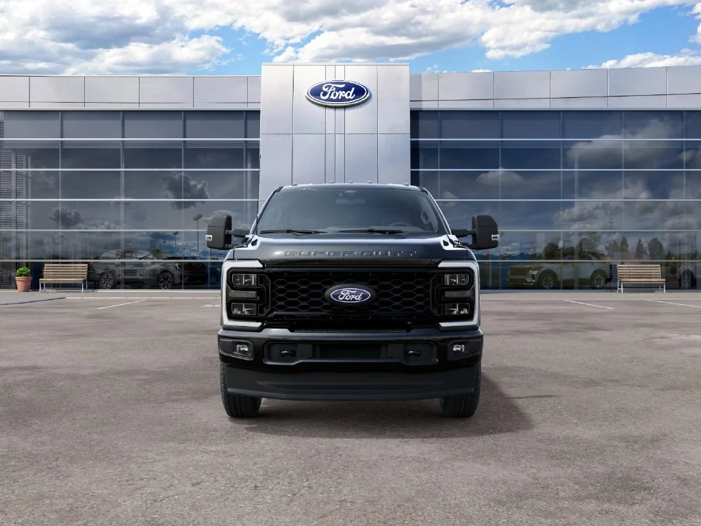 New 2027 Agate Black Metallic Ford F-250® XLT image 3