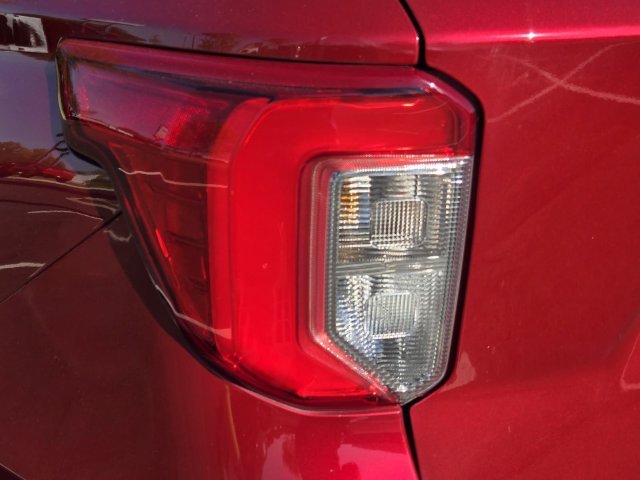 Used 2020 Red Ford XLT image 12