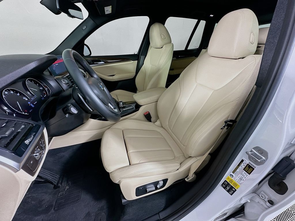 Used 2020 Mineral White Metallic BMW xDrive30i image 21