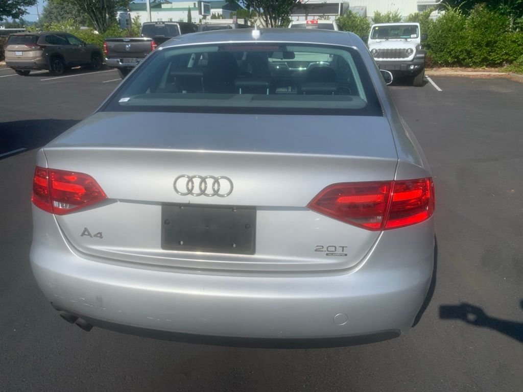 Used 2010 Silver Audi 2.0T Premium image 3