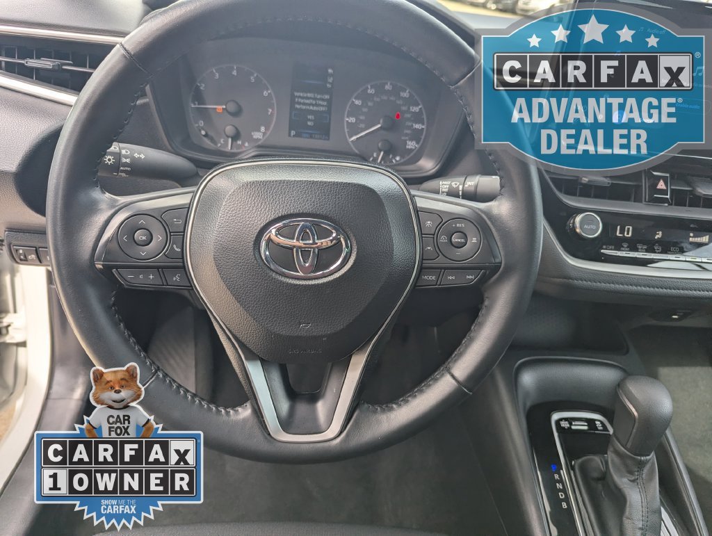 Used 2025 White Toyota SE image 5