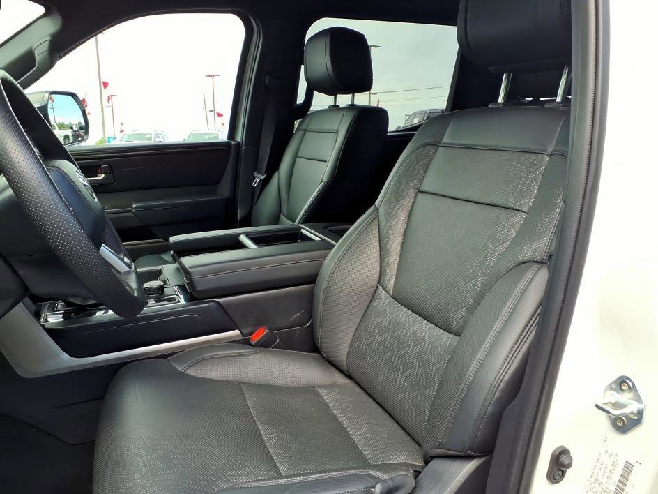 Used 2025 Ice Cap Toyota SR5 image 13