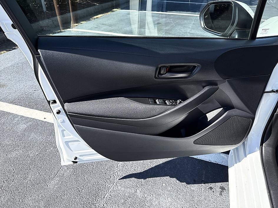 Used 2026 Pearl Toyota LE image 10
